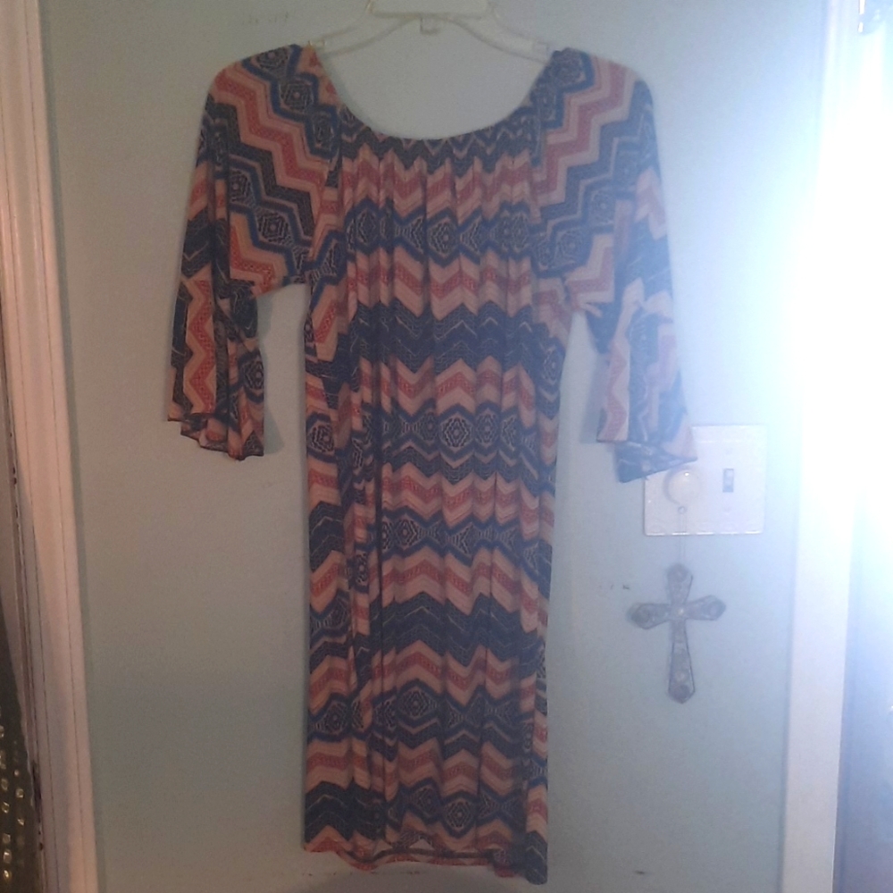 Dress - Picture 2 of 2